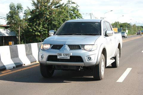 Mitsubishi Triton Doublecab Plus CNG
