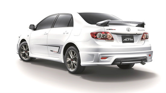   โตโยต้า โคโรลล่า อัลติส ทีอาร์ดี สปอร์ติโว ใหม่ (New Corolla Altis TRD Sportivo)