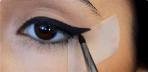 เทคนิคแต่งหน้าให้ง่ายขึ้น สวยเป๊ะได้...ในเวลาเร่งด่วน